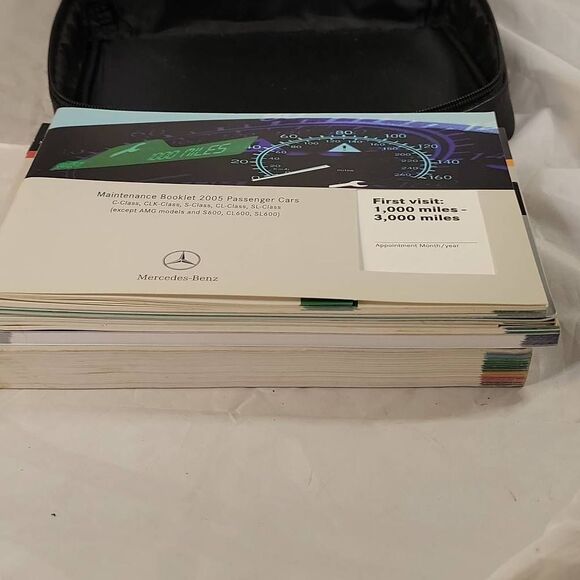 Mercedes-Benz 2005 C-Class Sedan Operator Manual C 230 C 240 C320 car Owner Book - Picture 13 of 16